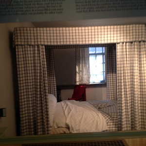 Betsy Ross House Bedroom 