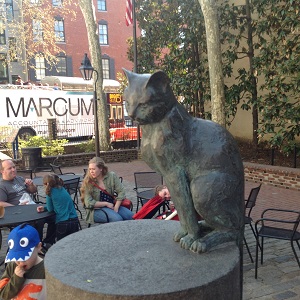Betsy Ross House cat statue